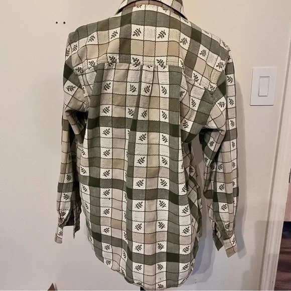 CASEY & MAX Vintage Women's Shirt Size L 100% Cotton Floral Plaid Button Down - Picture 3 of 7